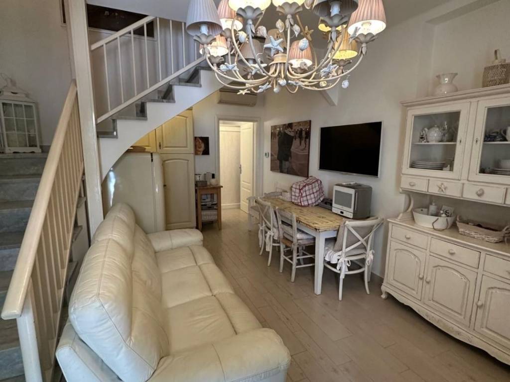 Villa a Forte dei marmi in Via Pietro Mascagni - Foto 2