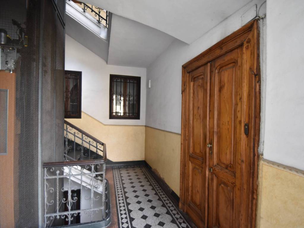 Appartamento a Torino in Via Paolo Sacchi, 52 - Foto 2