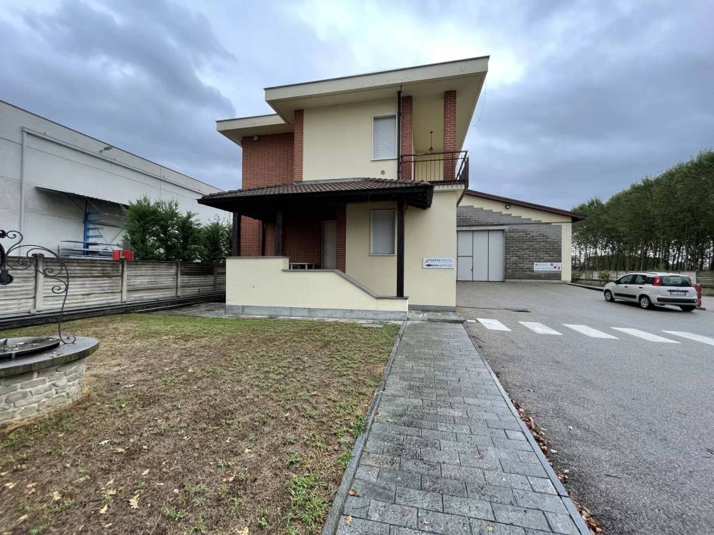 Immobile a Monticello d'alba in Strada Statale 231, 8 - Foto 3