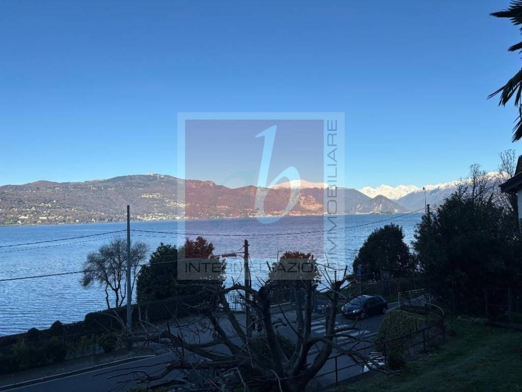 Villa a Leggiuno in Via Verbano, 76 - Foto 2
