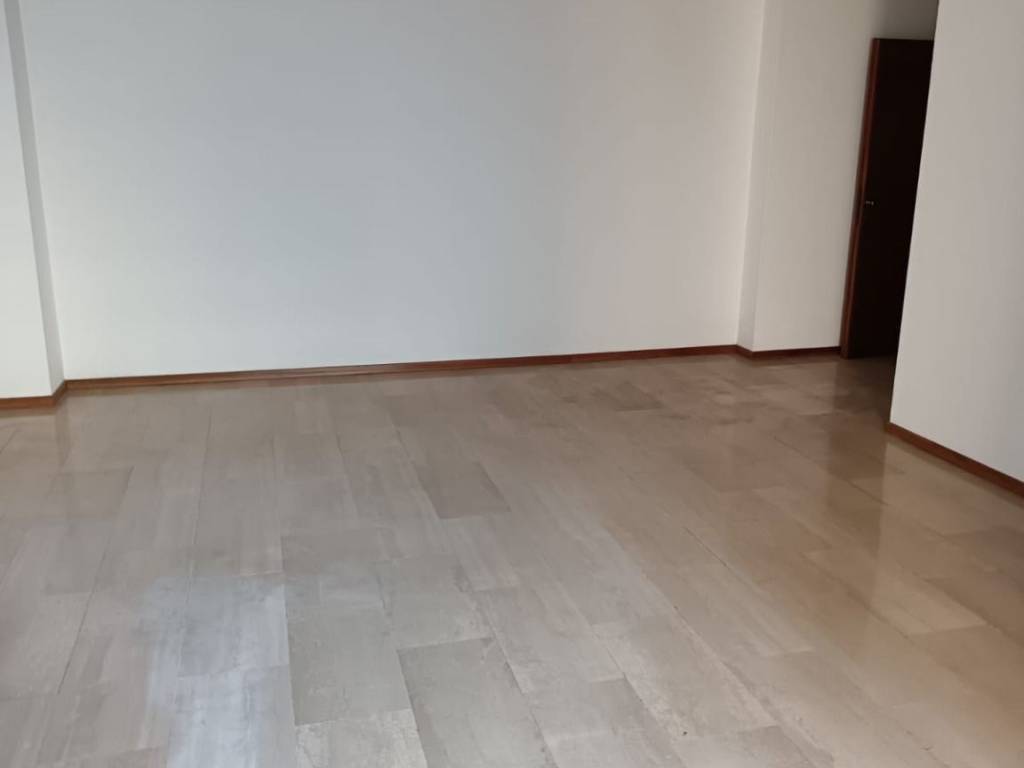 Appartamento a Rho in Via Lainate, 62 - Foto 4