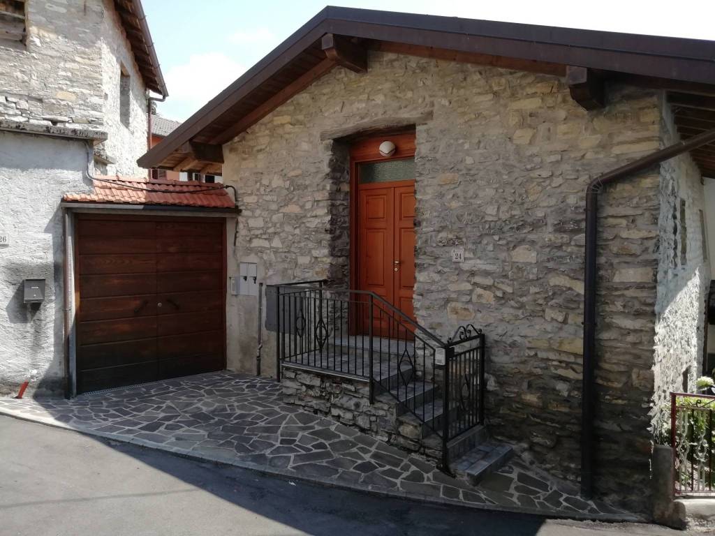 Casa indipendente a Cerano d'intelvi in Via Latteria, 22 - Foto 4