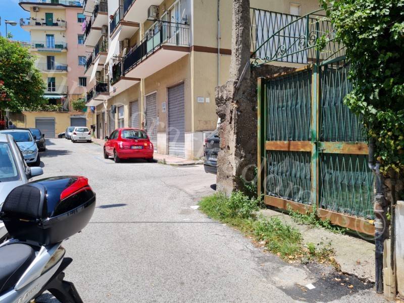 Box / garage a Salerno in Via Alberto Bolognetti - Foto 4