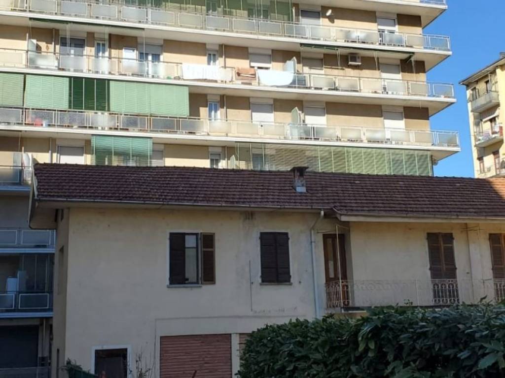 Appartamento a Borgosesia in Viale Duca d'Aosta, 23 - Foto 3