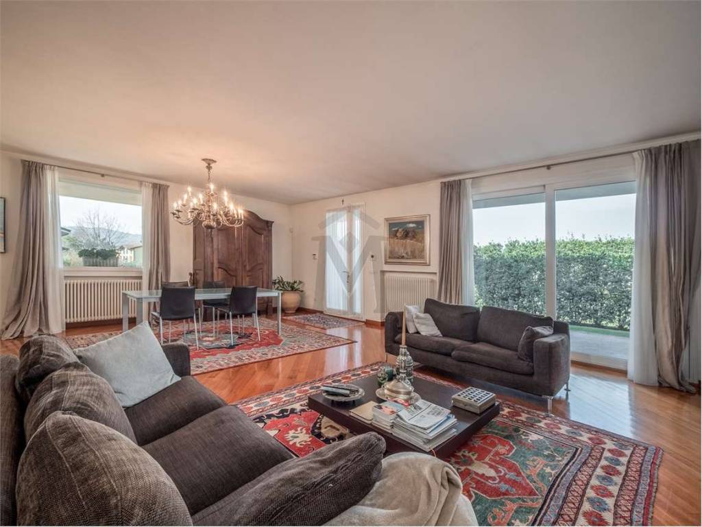 Villa a Canossa in Via Beatrice di Lorena, 8 - Foto 5