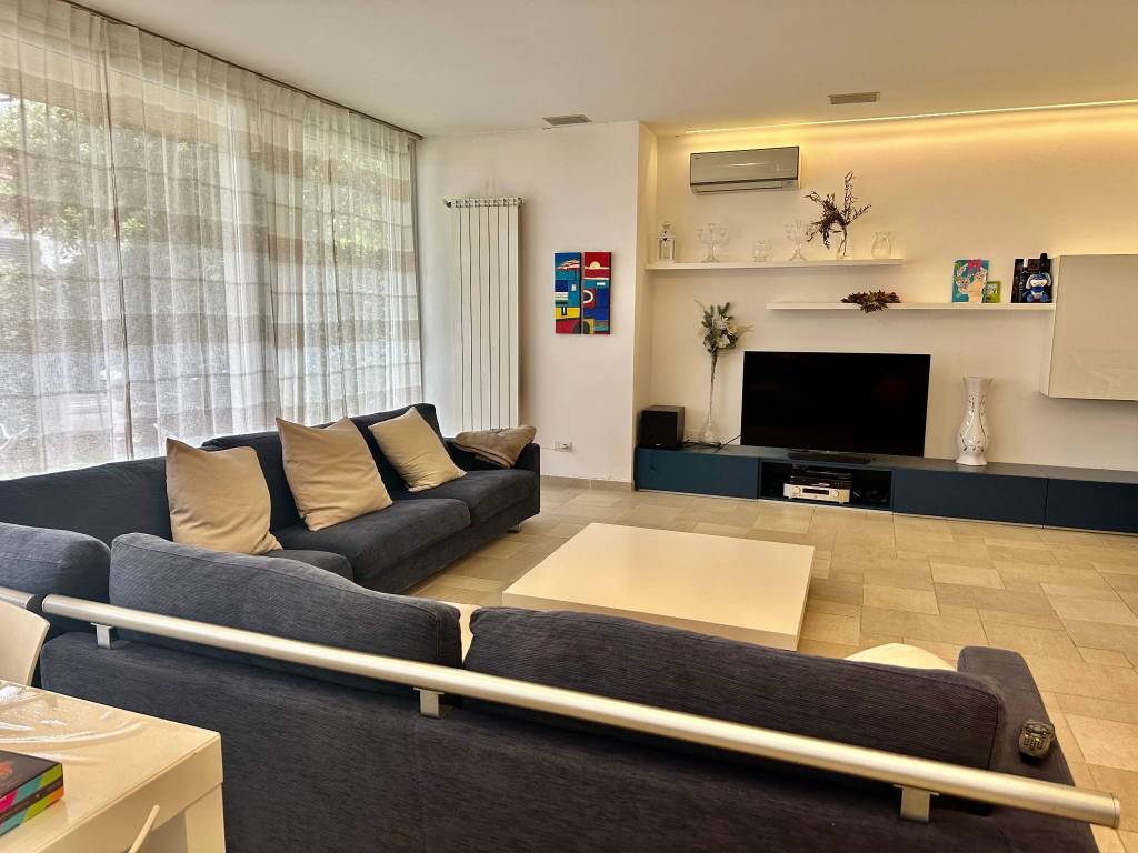 Villa a Forte dei marmi in Via G. Agnelli - Foto 3