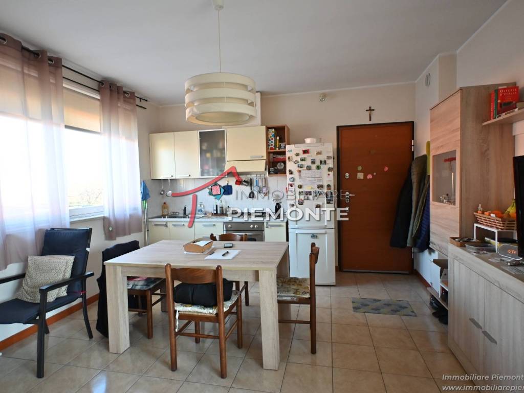 Appartamento a Borgomanero in Via Giuseppe Verdi, 92 - Foto 5