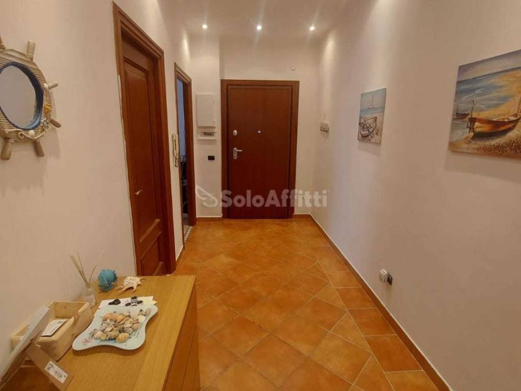 Appartamento a Ladispoli in Via Palo Laziale - Foto 3