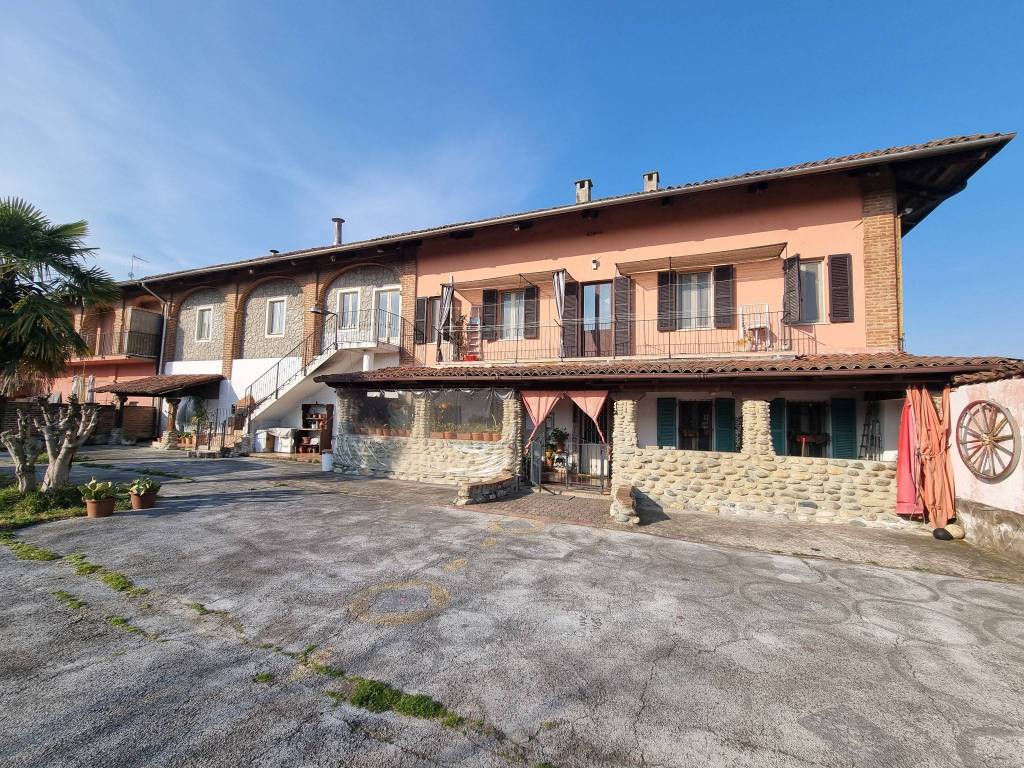 Rustico / casale a Crescentino in Strada Ghiaro, 32 - Foto 2