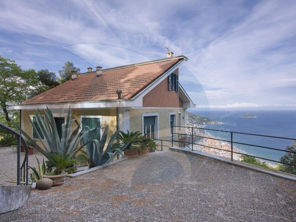 Villa a Alassio - Foto 2