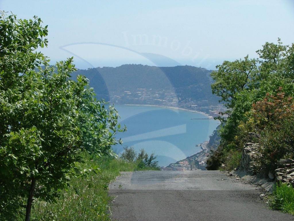 Terreno a Alassio - Foto 2