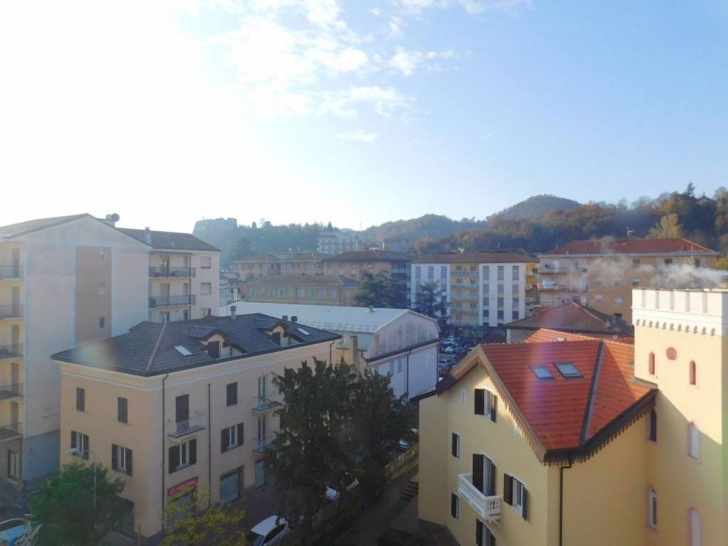 Appartamento a Cairo montenotte in Corso Dante Alighieri - Foto 5