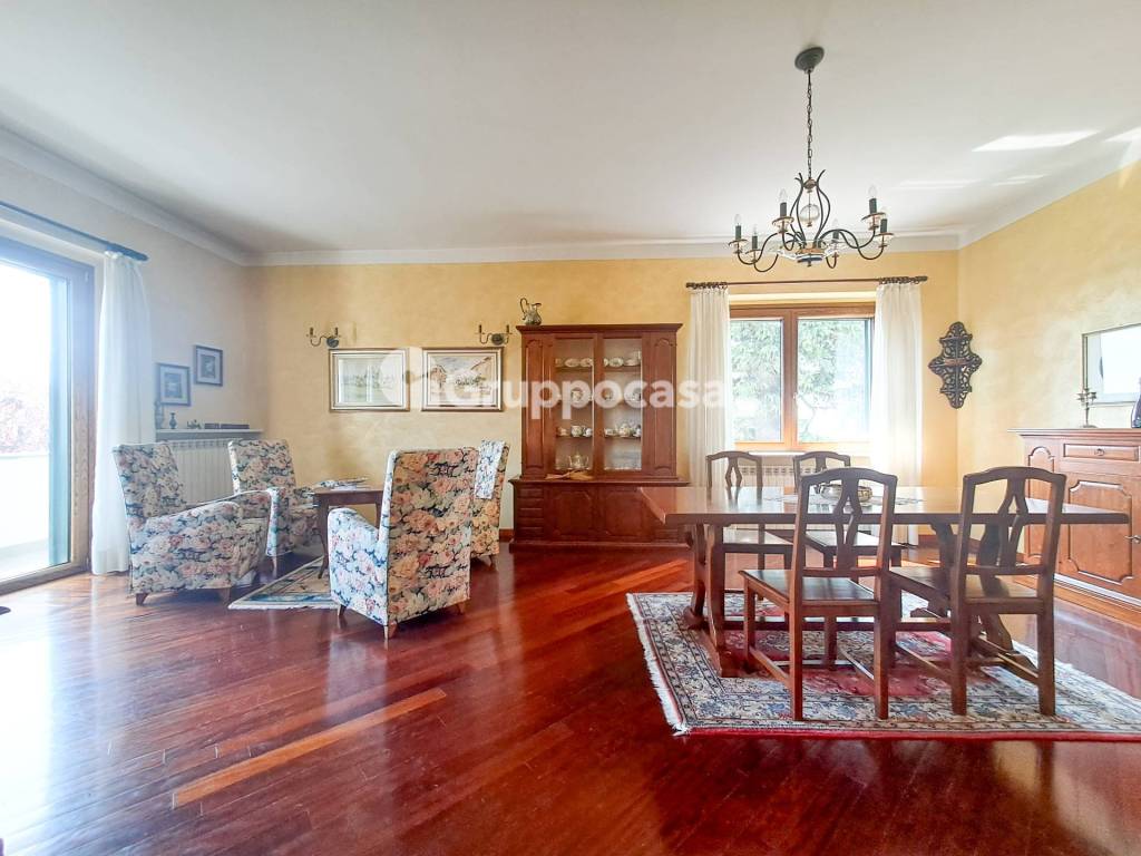 Villa a Magenta in Strada Robecco, 10 - Foto 5