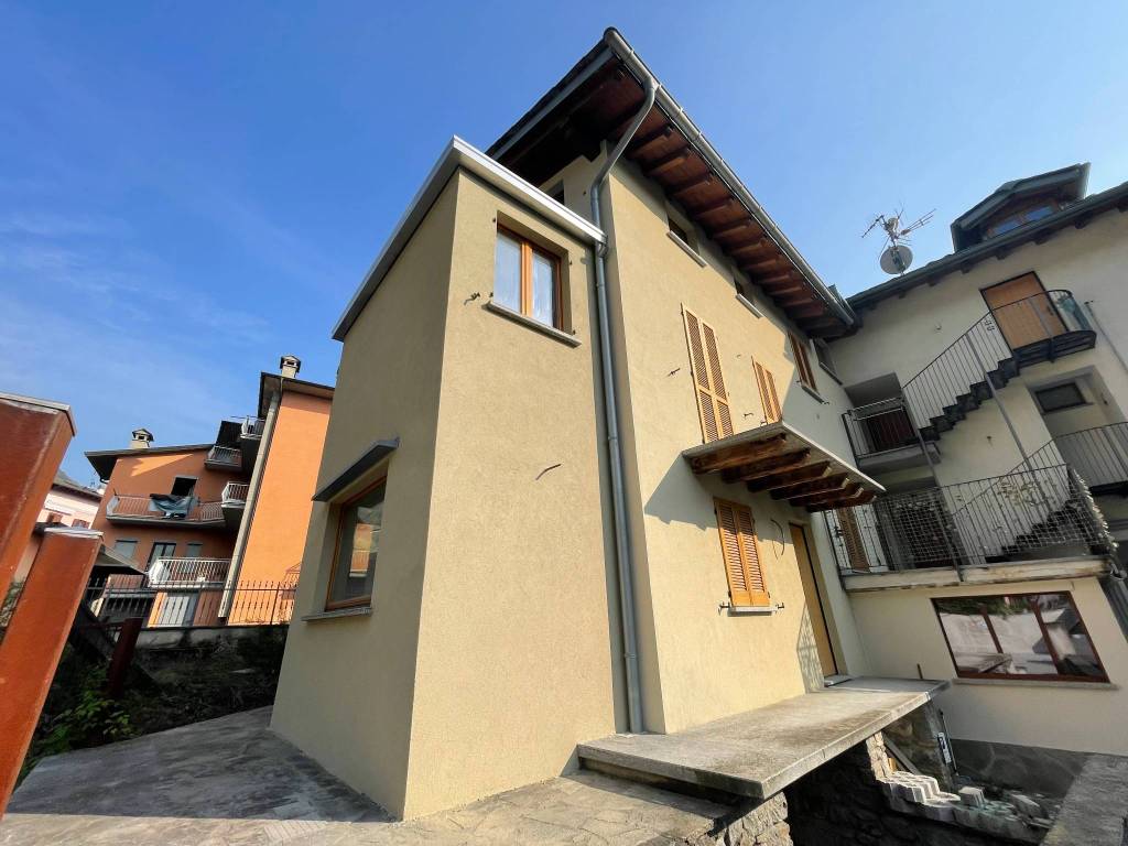 Casa indipendente a Morbegno in Via Giuseppe Mazzini - Foto 2