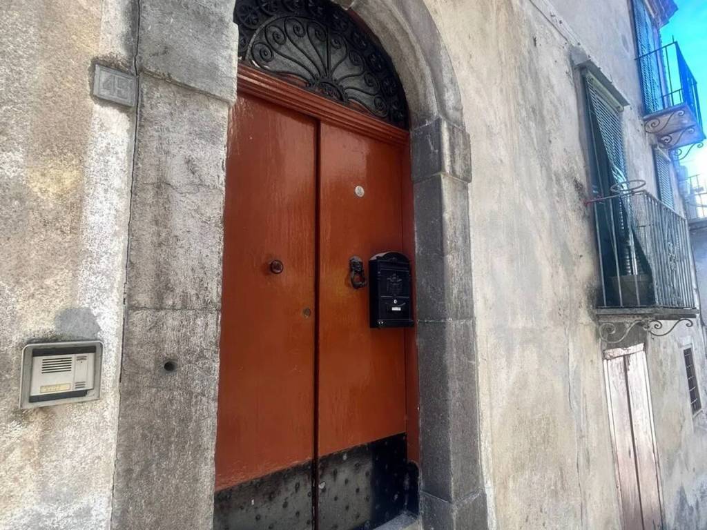 Villa a Lauria in Via Giovanni Da Procida S.N.C. - Foto 2