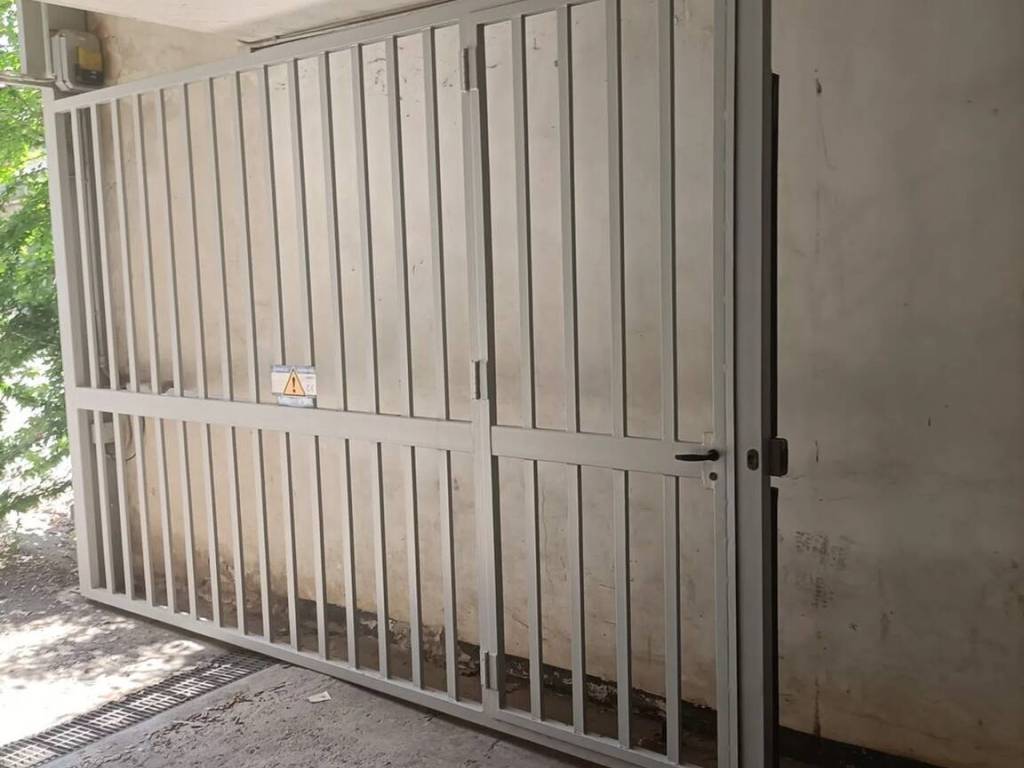 Box / garage a Savona in Via San Francesco d'Assisi - Foto 3