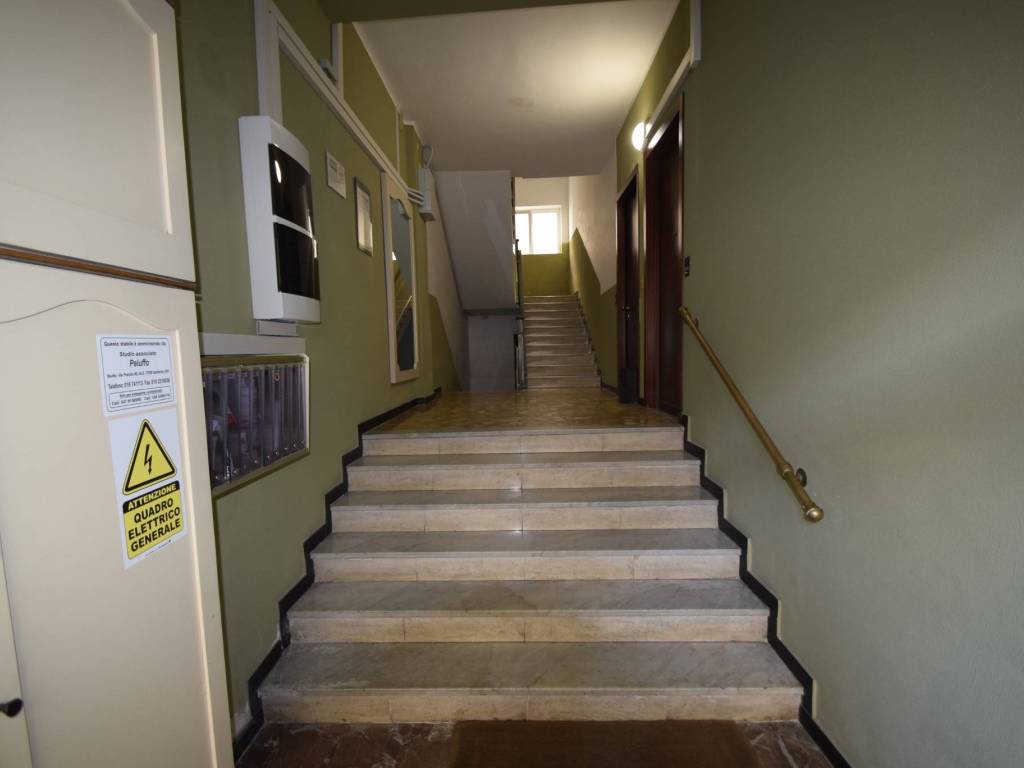 Appartamento a Spotorno in Viale Europa - Foto 2