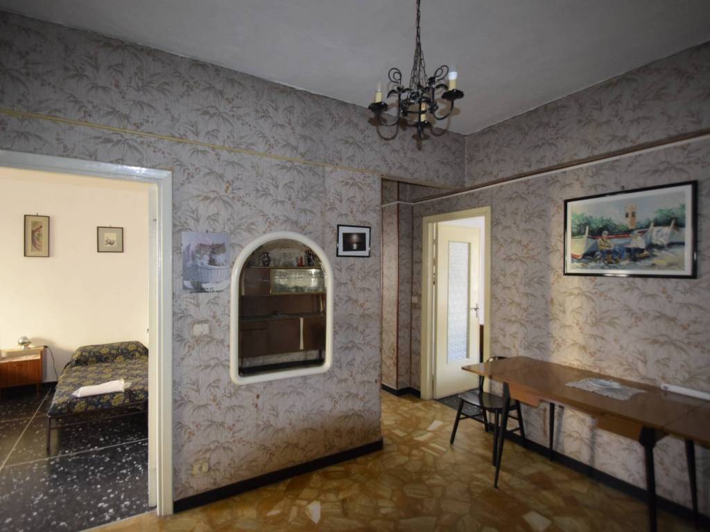 Appartamento a Spotorno in Viale Europa - Foto 3