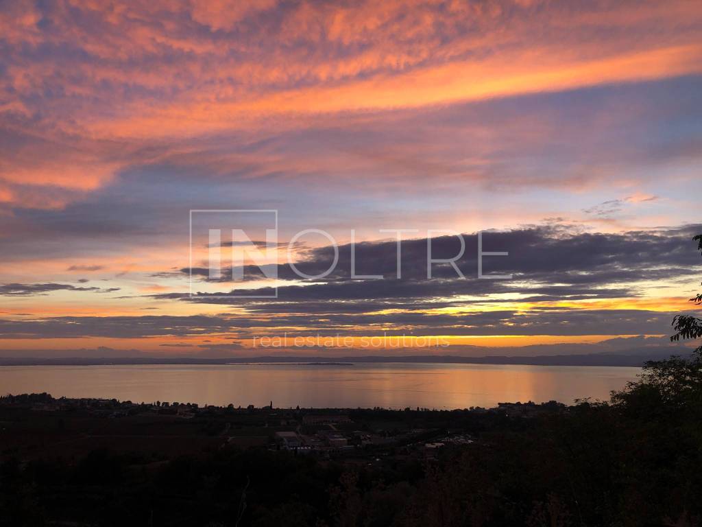 Villa a Bardolino in Via Montavoletta - Foto 3