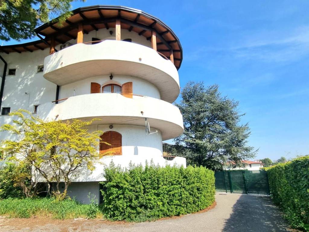 Appartamento a Peschiera del garda in Via Milano, 57 - Foto 4