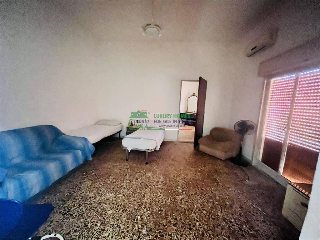 Villa a Vittoria in Via Monica Moretti - Foto 5