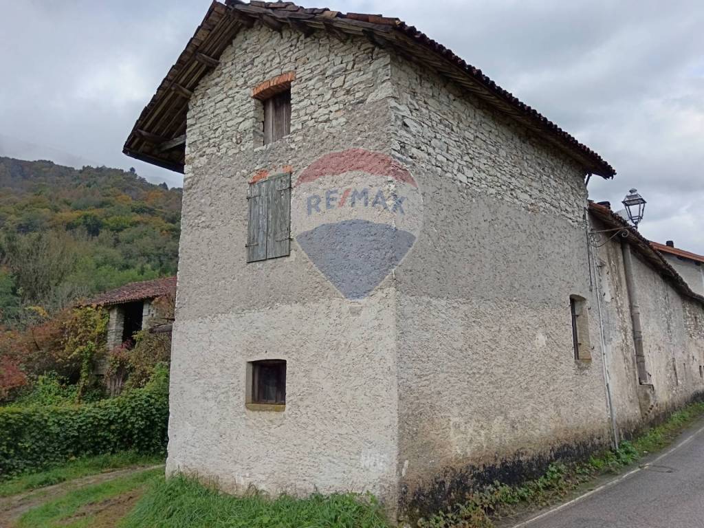 Casa indipendente a Feltre in Via Celarda - Foto 5