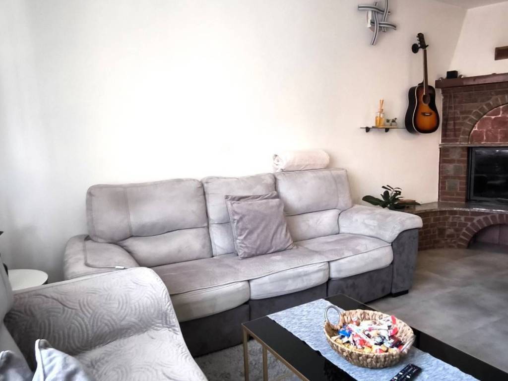Casa indipendente a Gaglianico in Via Carlo Felice Trossi, 136 - Foto 4