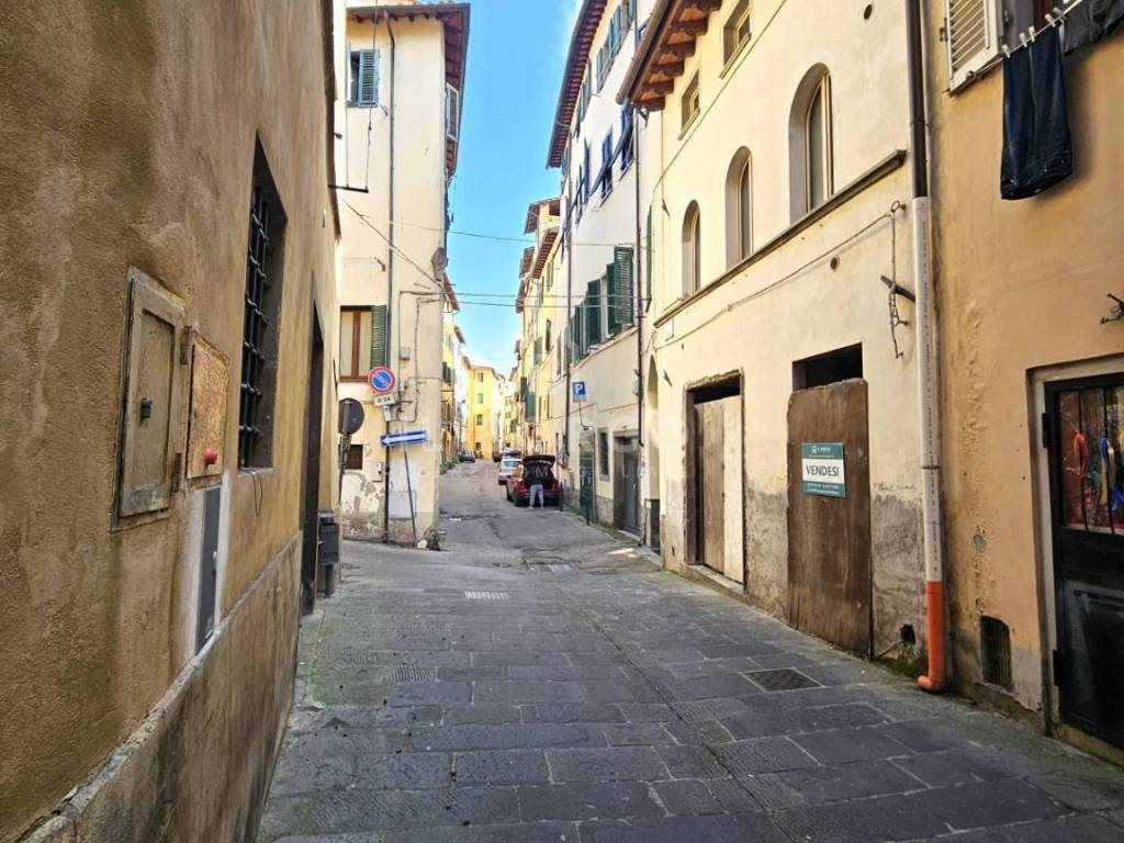 Appartamento a Pescia in Piazza del Palagio - Foto 3