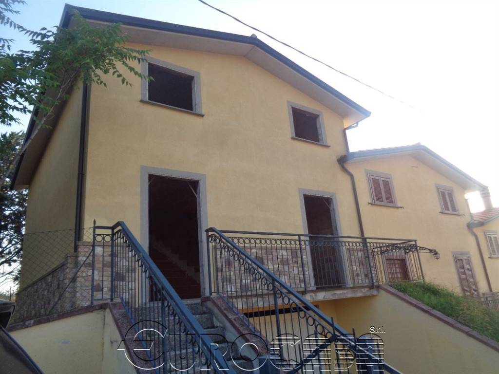 Villetta a schiera a Perugia in Strada Provinciale di Fratticiola Selvatica - Foto 3