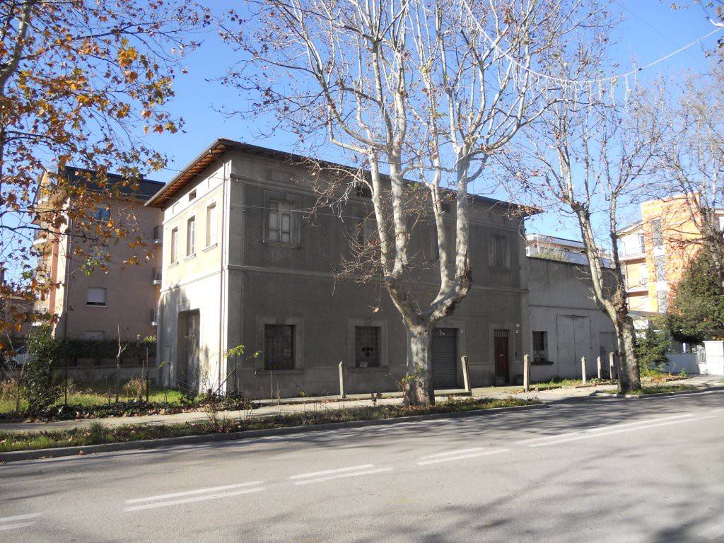 Palazzo / stabile a Perugia in Via Alessandro Manzoni - Foto 3