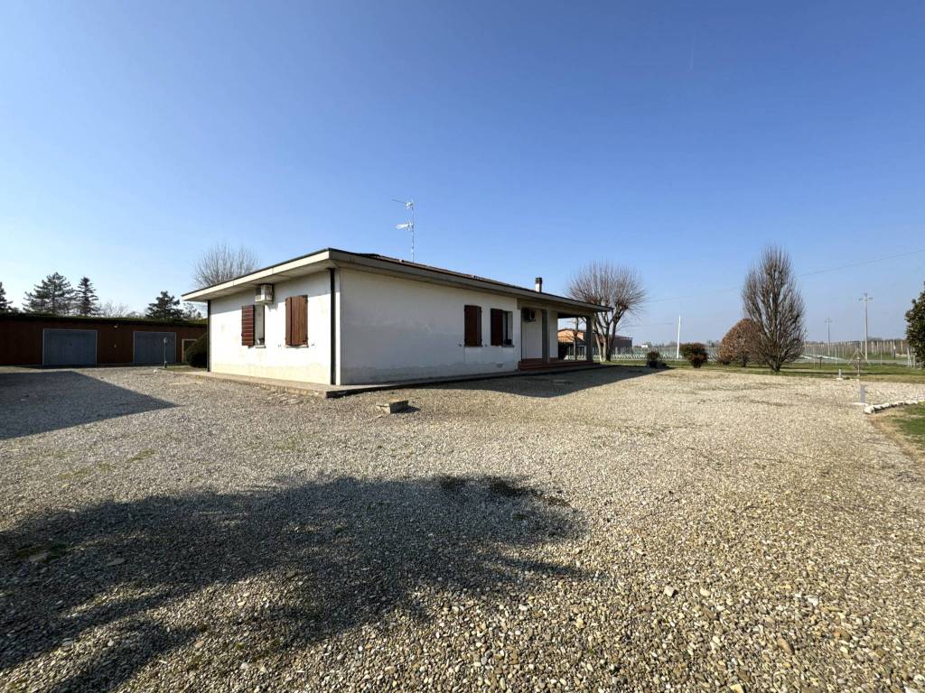 Villa a Soliera in Via Canale, 50 - Foto 5