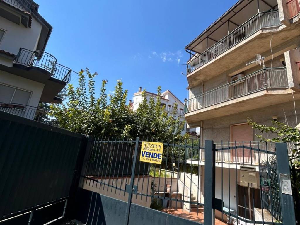Villa a Siderno in via Randazzo - Foto 5