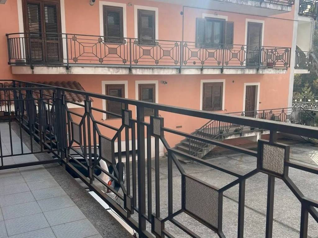 Appartamento a Lauria in Cons S.N.C. - Foto 2