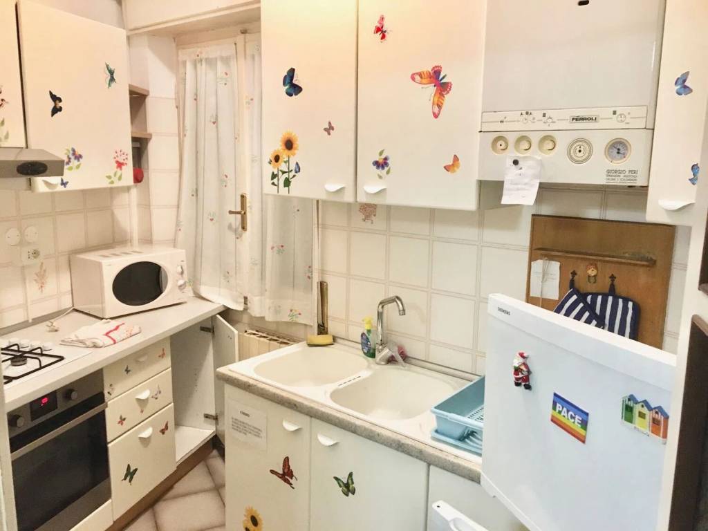 Appartamento a Albissola marina in Via Filippo Gentile, 8 - Foto 2