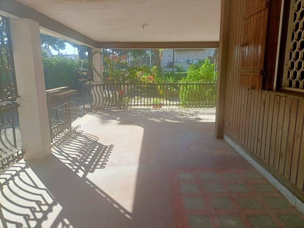 Villa a Taranto in Via Calata La Torretta - Foto 3