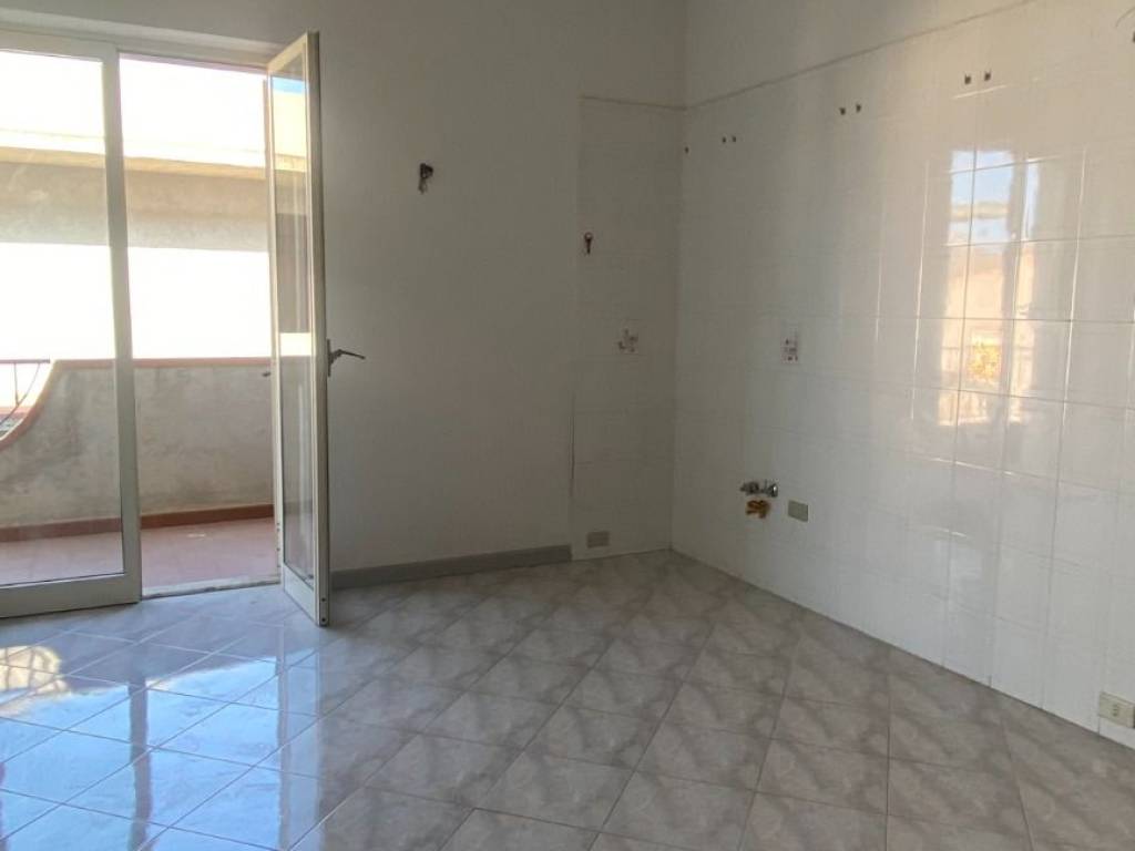 Appartamento a Melito di porto salvo in Viale della Libertà, 29 - Foto 2