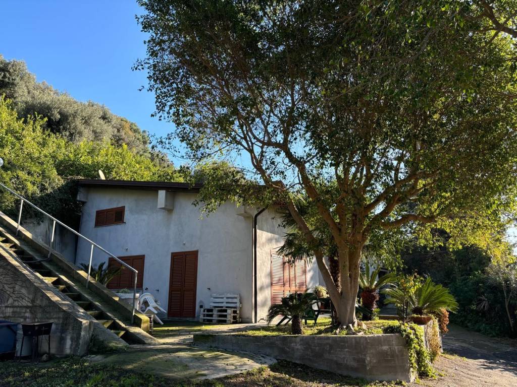 Casa indipendente a Savoca in Località Fontanelle - Foto 2