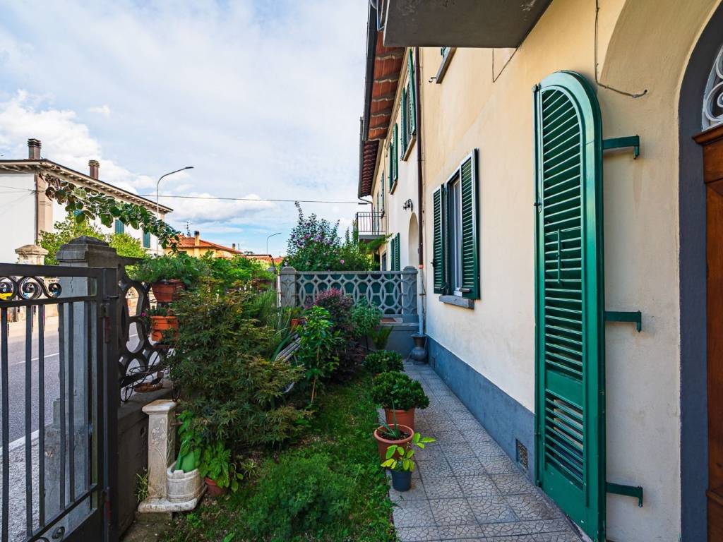 Appartamento a Pistoia in Strada Statale Fiorentina - Foto 4