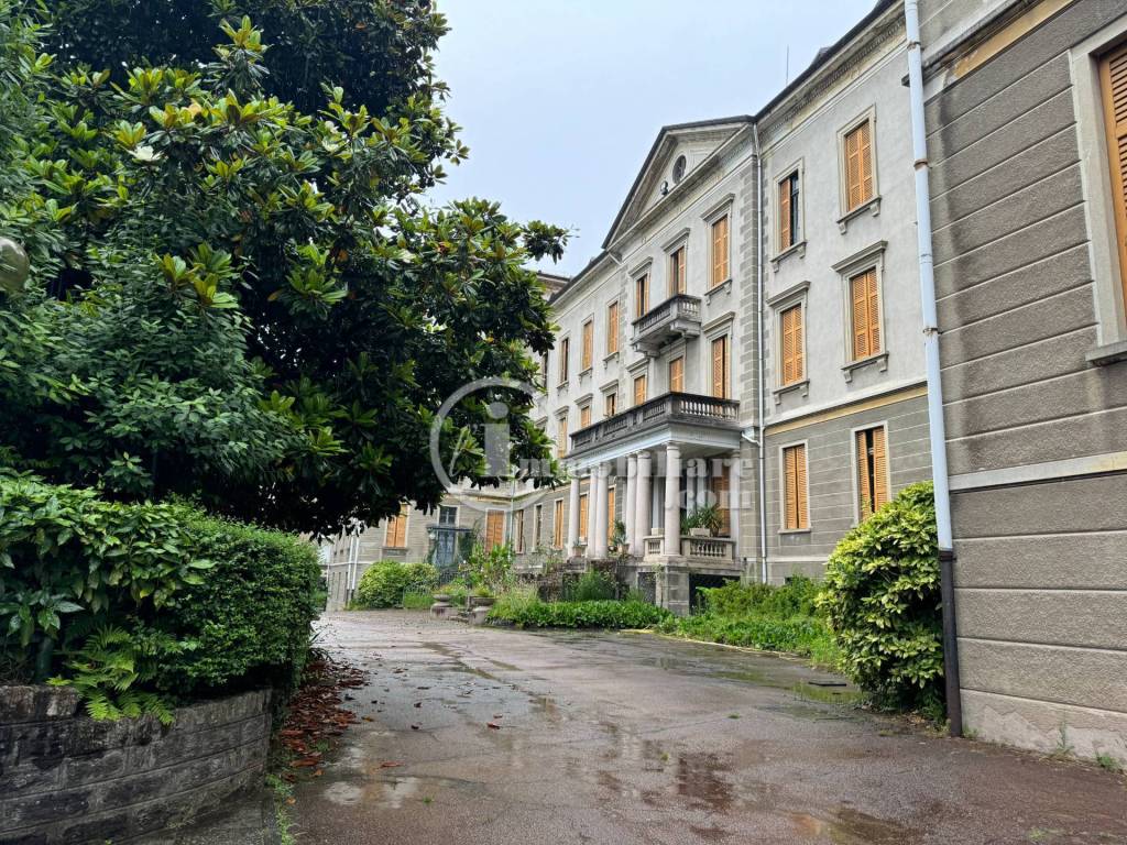 Palazzo / stabile a Verbania in Via alla Piana - Foto 3