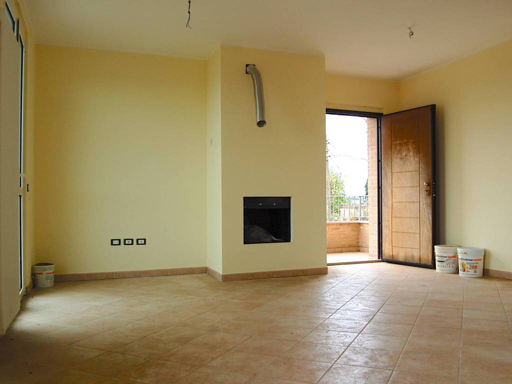 Palazzo / stabile a San costanzo in Strada del Bagnolo - Foto 5