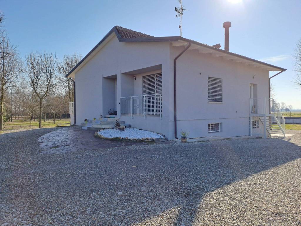 Villa a Ravarino in Via Argini - Foto 2