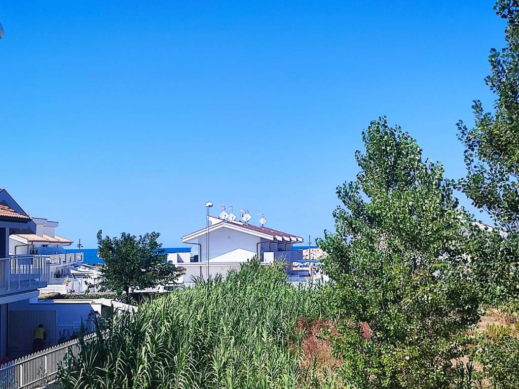 Appartamento a Montenero di bisaccia in Viale Giovanni Beltrame - Foto 2