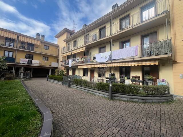 Appartamento a Samarate in Via Isonzo - Foto 4