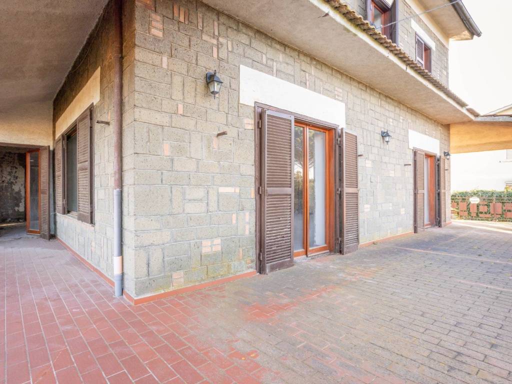 Villa a Valentano in Via Antonio Ongaro - Foto 5