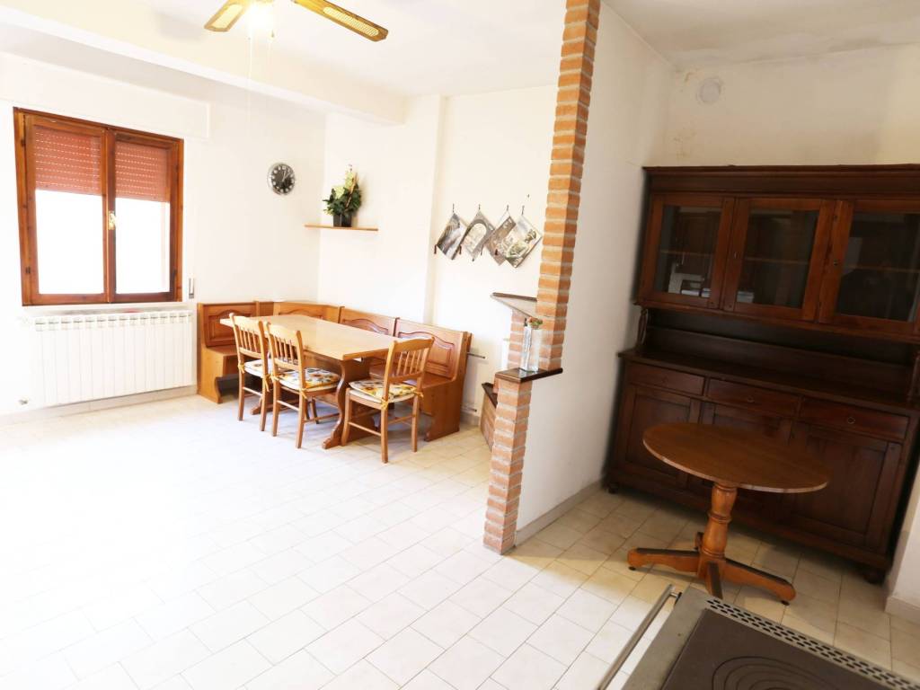 Appartamento a Gubbio in Via Fiume Nestore - Foto 5
