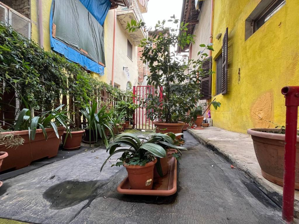 Casa indipendente a Canelli in Via Fratelli Cairoli, 15 - Foto 2