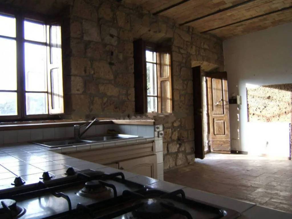 Rustico / casale a Pitigliano in Via dell'Unità d'Italia - Foto 3