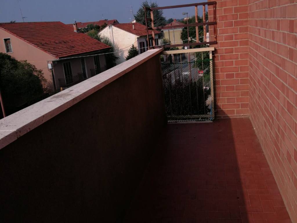 Appartamento a Bra in Via Giovanni Piumati - Foto 4