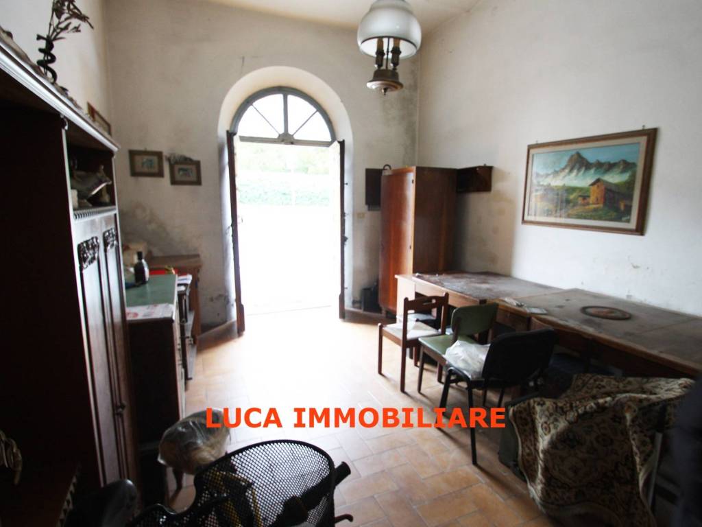 Appartamento a Buggiano in Via Camillo Benso di Cavour, 11 - Foto 2