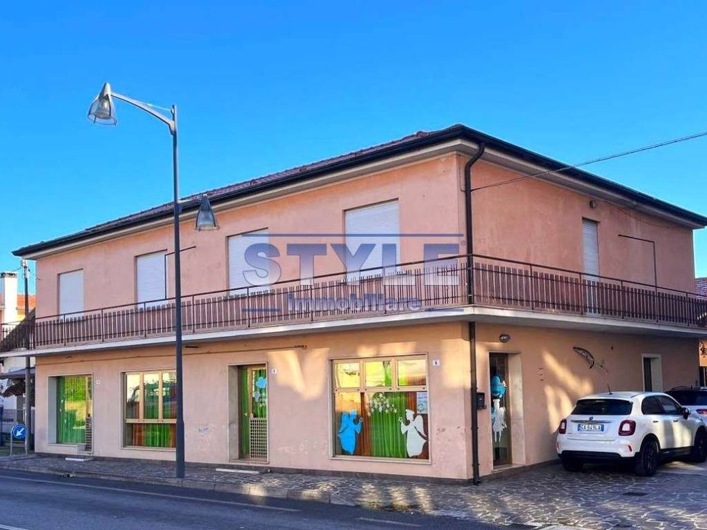 Palazzo / stabile a Santa maria di sala - Foto 3